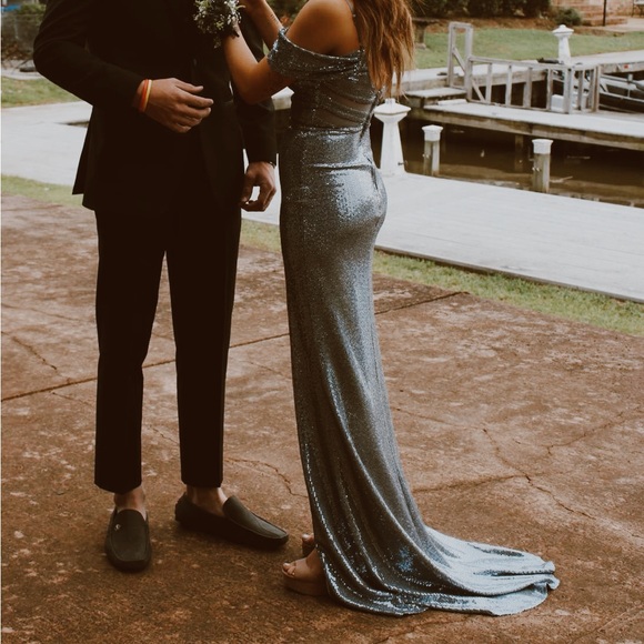 Prom Dress - Picture 2 of 3